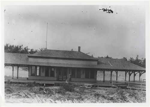 Lake Harbor depot